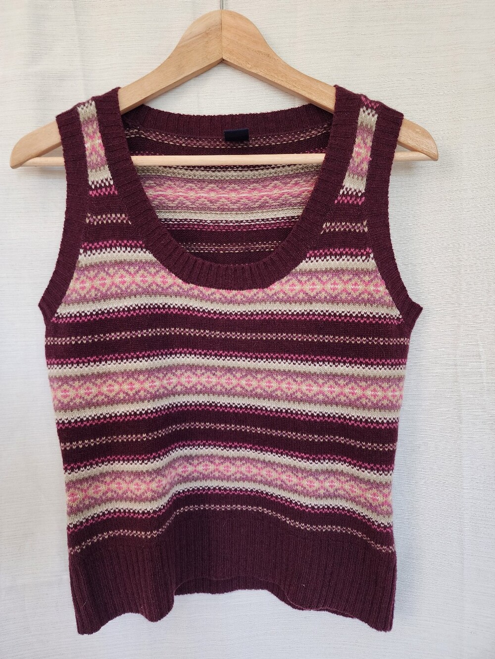 GAP Maroon and Pink Wool Vintage Y2K Patterned Knit Fair Isle Sweater Vest Small